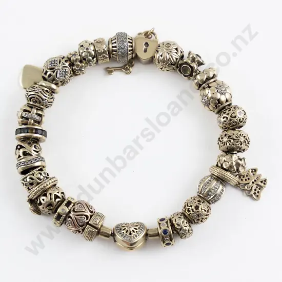 MHJ 10ct Snake Link Pandora Type Charm Bracelet