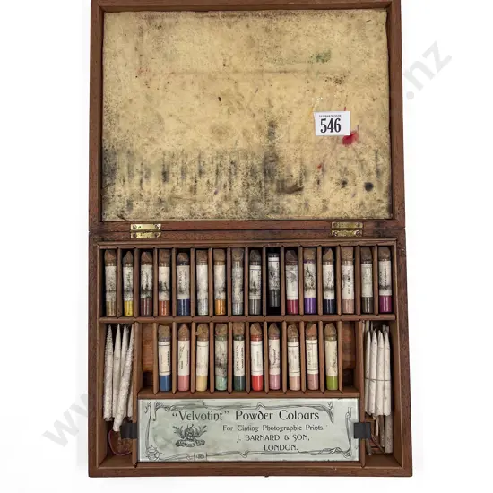 Early C20th Barnard & Son "Velvotint" Powder Colours