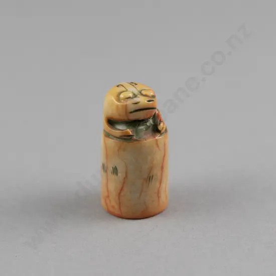 Bamboo Coral Seal with Mythical Three Legged Toad Finial