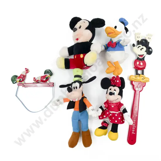 Disney C1970's Hard Plastic Mickey Mouse Back Scratcher