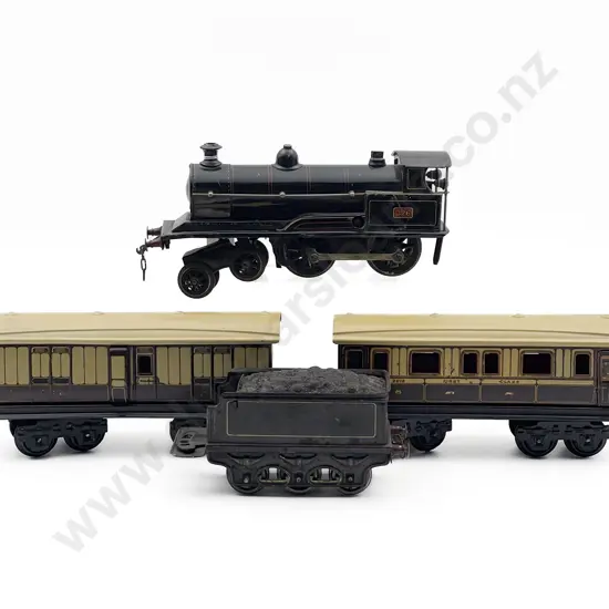 Marklin Early C20th O Gauge Clockwork Locomotive and Tender