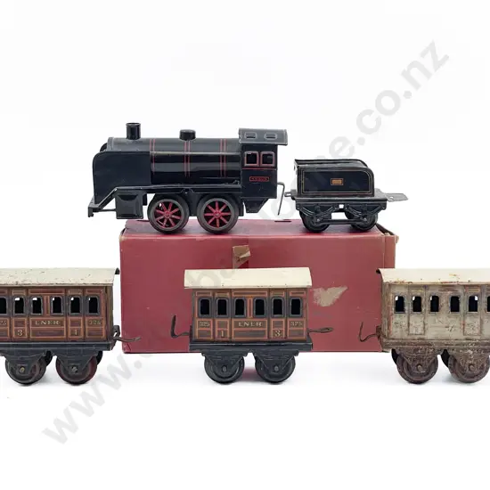 Kraus Germany O Gauge Clockwork Locomotive and Tender