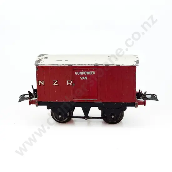 Hornby O Gauge Gunpowder Van NZR