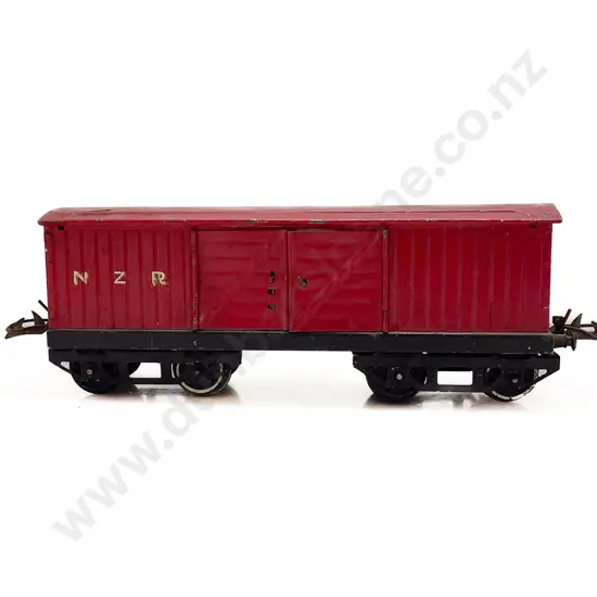 Hornby O Gauge Gunpowder No2 Luggage Van NZR (painted red)
