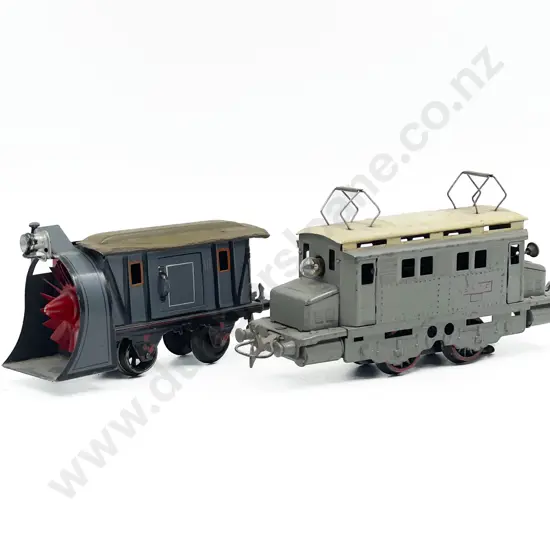 Hornby (Made in France) O Gauge 20v Electric 0-4-0 SNCF Locomotive