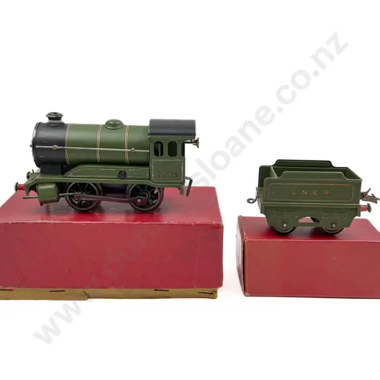 Hornby O Gauge Clockwork Boxed No501 Locomotive and Tender