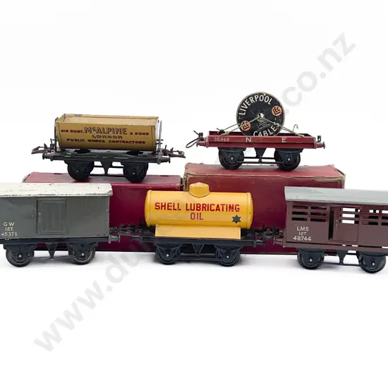 Five Hornby O Gauge Rolling Stock