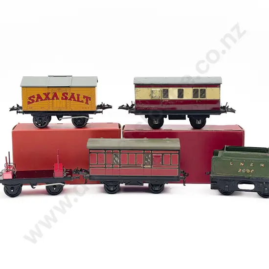 Five Hornby O Gauge Rolling Stock