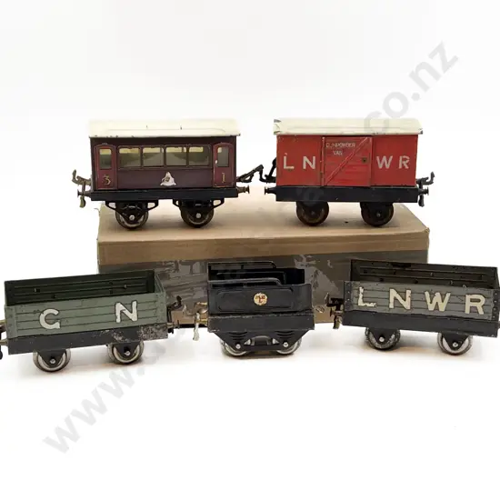 Hornby O Gauge Early 'M Ld L' Labeled Rolling Stock Wagons