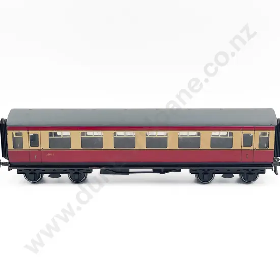 Boxed Bassett-Lowke BR Coach 111/0 1st Corridor