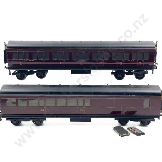 Exley O Gauge Pair 50' Bogie Passenger Coaches