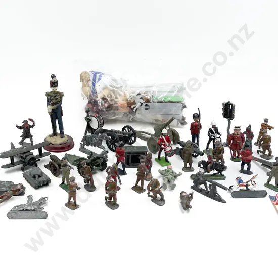 Collection Assorted Soldiers with various field guns and plastic farm animals with fences