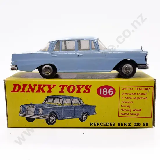 Boxed Dinky 186