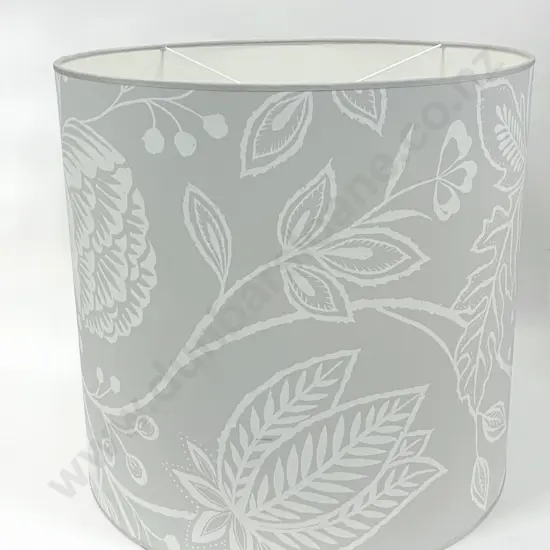 Grey Floral Pattern Wallpaper Shade