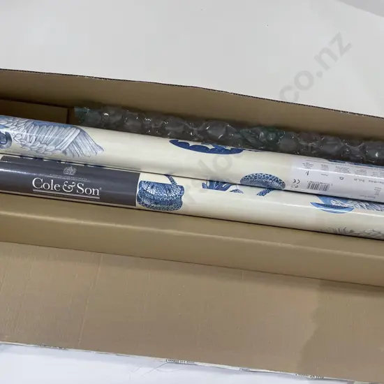 Two Rolls Cole & Son Khulu Vases Pattern