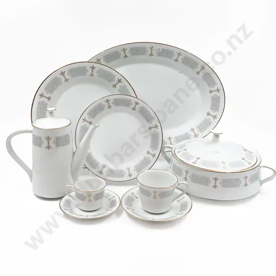Noritake Dinner Set