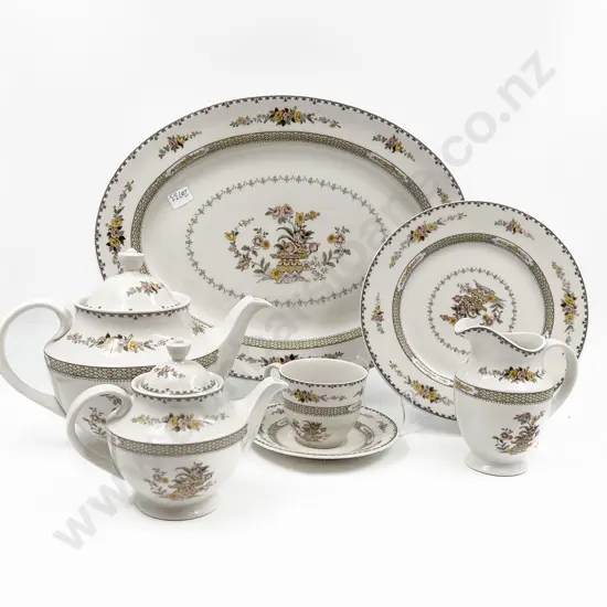 RD Hamilton Part Dinner Set