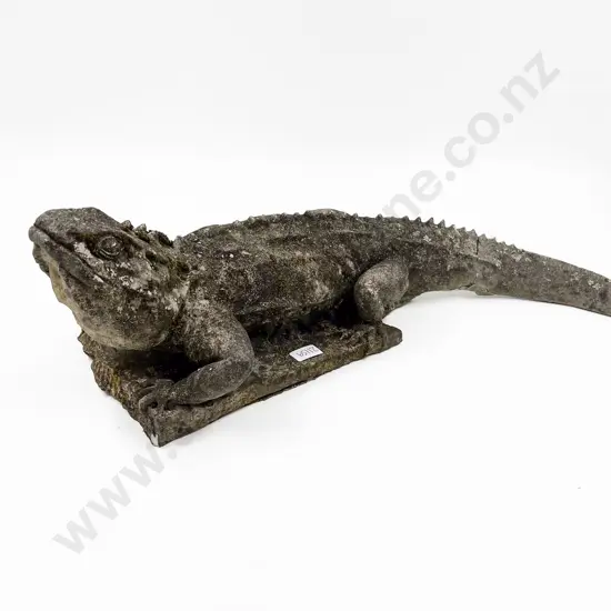 Tuatara Garden Ornament
