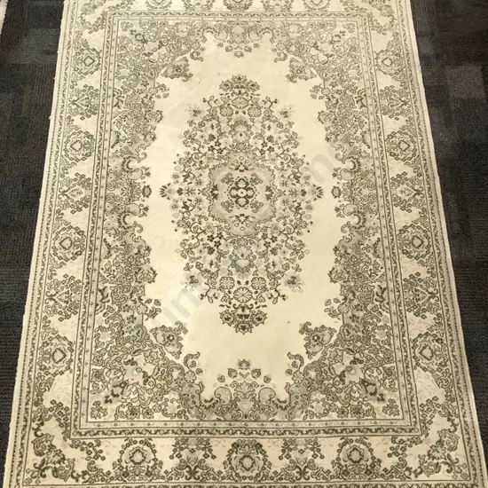 Persian Style Floor Rug