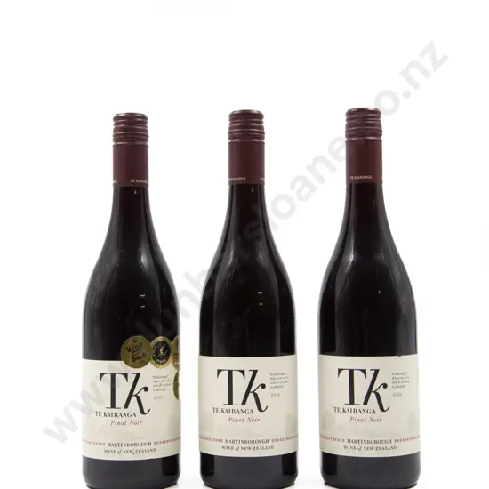 3 Bottles NZ Te Kairanga Martinborough Pinot Noir 2016