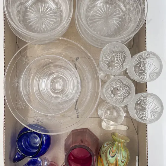 Quantity of Assorted Crystal and Glass Ware