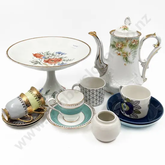 Small Quantity of Assorted Fancy China