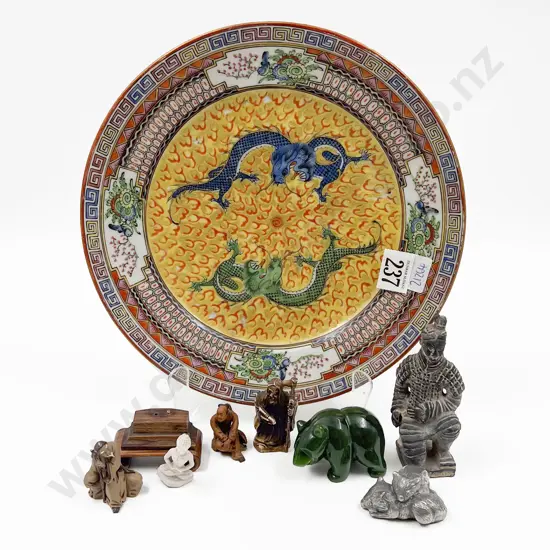 Small Quantity of Assorted Asian Ornaments etc