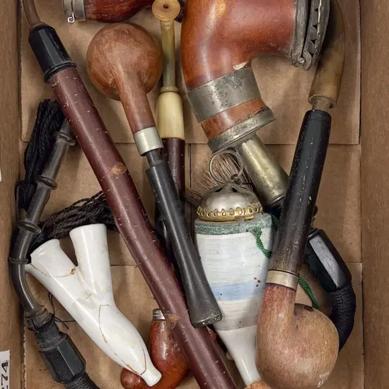 Small Quantity of Assorted Vintage Pipes
