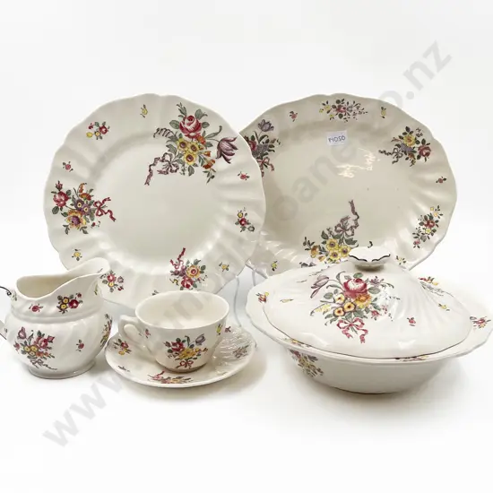 RD "Old Leeds Sprays" Part Dinnerset