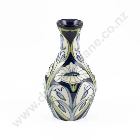 Modern Moorcroft Ram Daisy Pattern Vase Designed By Rachel Bishop