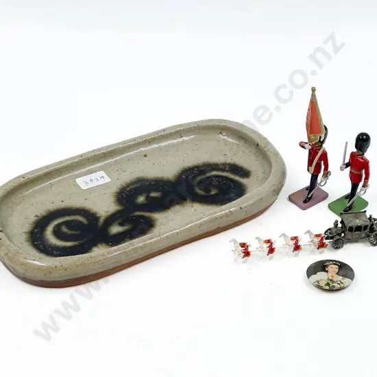 Small Quantity of Assorted Including Lead Figures etc