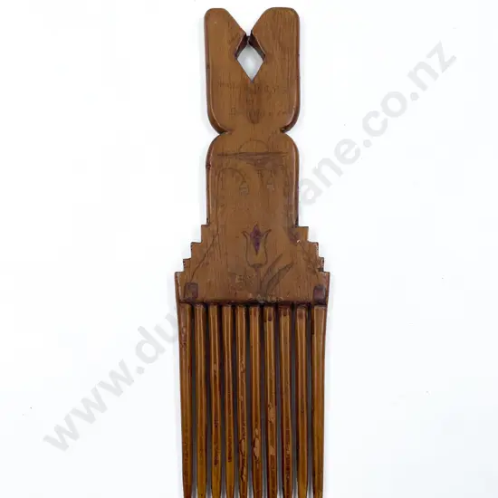 Native Timber Comb