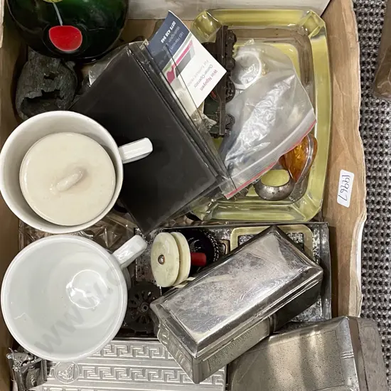 Small Box of Assorted Vintage Including Razors Bovril Cups etc