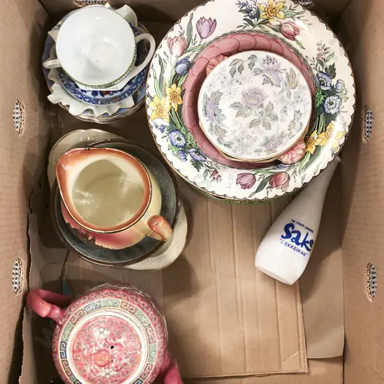 Box Quantity of Assorted China and Maling