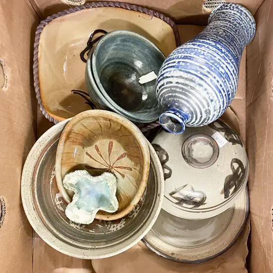 Box of Assorted Pottery