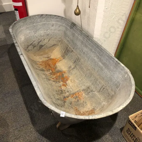 Vintage Metal Tub