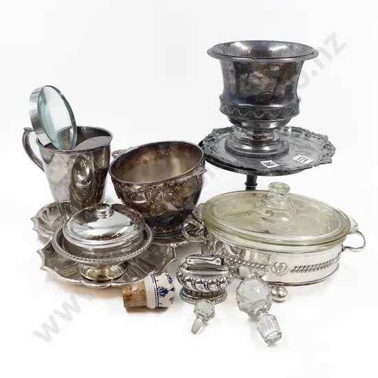 Quantity of Assorted S/P etc Including Comport and Ice Bucket