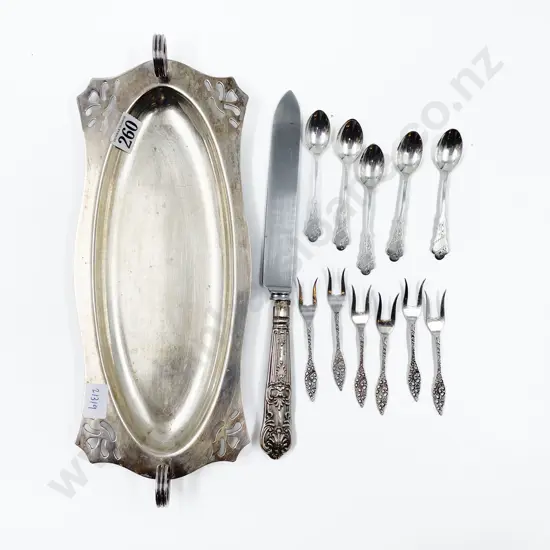 Small Quantity of Assorted Stirling Together with S/S Handled Knife