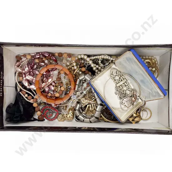 Collection Costume Jewellery