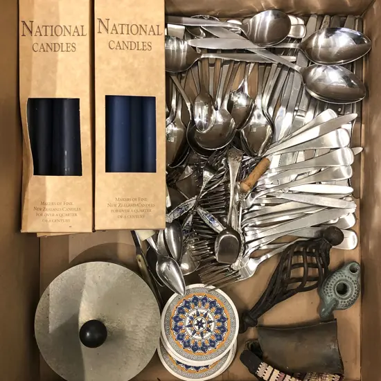 Box Quantity of Assorted Cutlery etc