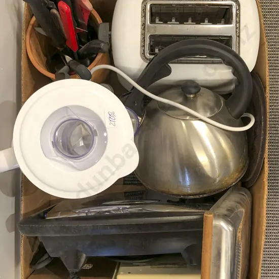 Box of Assorted Kitchenware