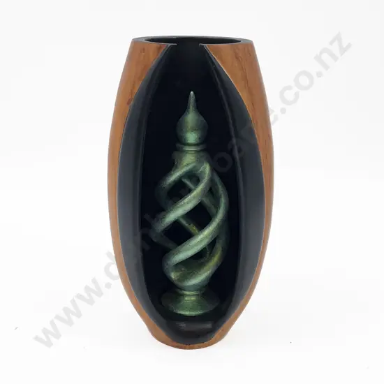 NZ J. Wgacki of Levin Rimu Form