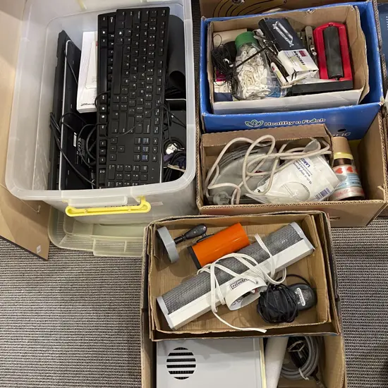 Quantity of Assorted Electronics