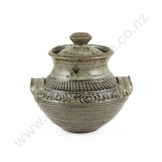 NZ Pottery Lidded Casserole
