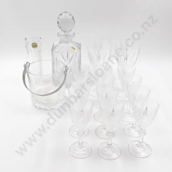 Small Quantity of Crystal and Glass Ware including Decanter