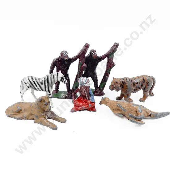 Quantity of Assorted Vintage Lead Animals and Figures etc