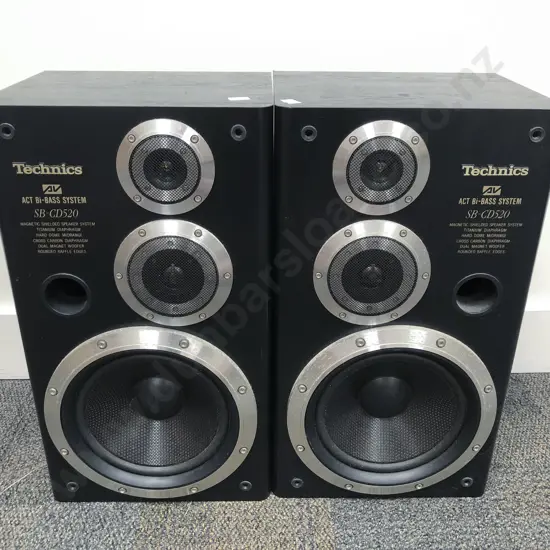 Pair of Technics Speakers