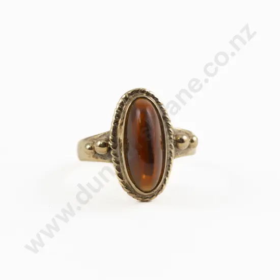 9ct Single Cabochon Garnet Dress Ring