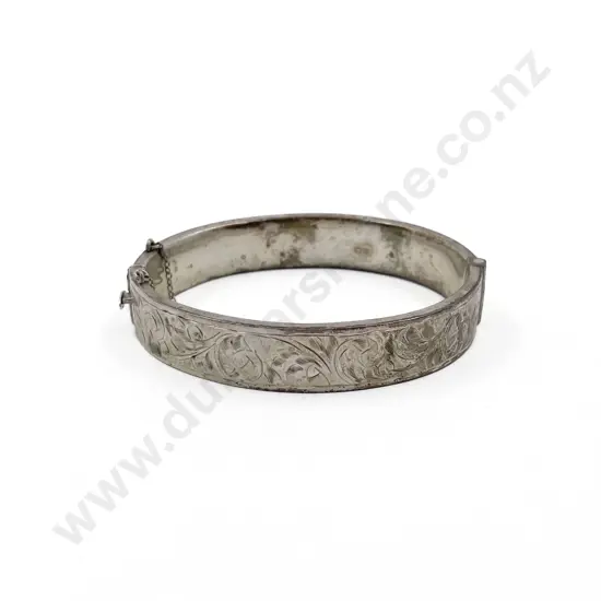S/S Half Engraved Hinged Snap Bangle