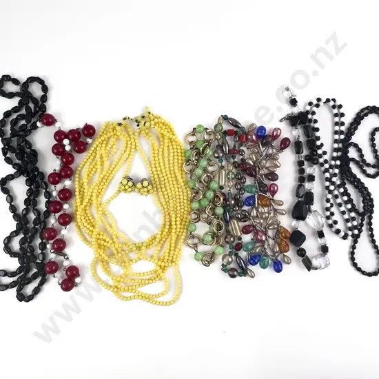 Collection Modern and Vintage Bead Necklaces